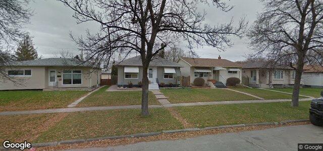 Photo of 449 Melbourne Avenue in Winnipeg, Manitoba