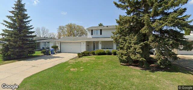 Larawan ng 10 Royal Salinger Road sa Winnipeg, Manitoba