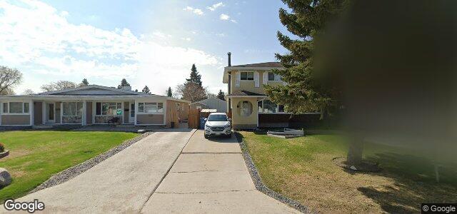 Photo of 112 Bluewater Crescent in Winnipeg, Manitoba