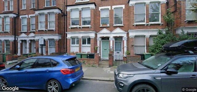 Larawan ng 28 Agincourt Road sa Winnipeg, Manitoba