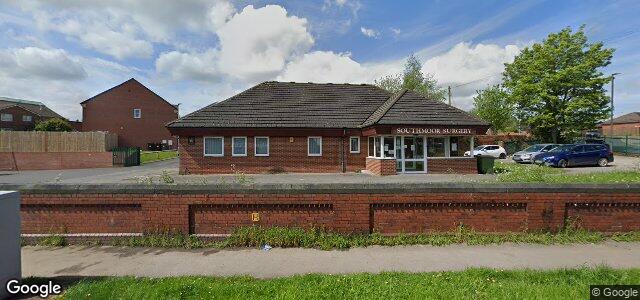 Photo of 32 Southmoor Road in Winnipeg, Manitoba