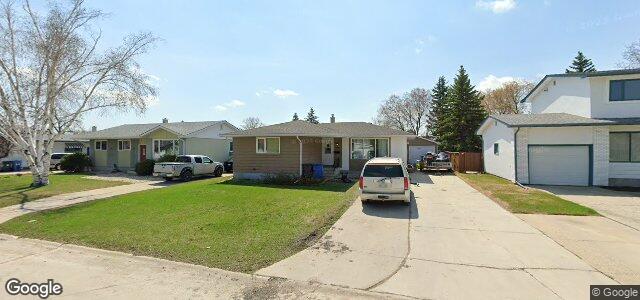 50 Pine Bluff Road ਦੀ ਫੋਟੋ, ਵਿਨੀਪਿਗ, ਮੈਨੀਟੋਬਾ