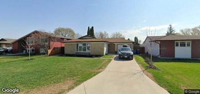 Photo of 94 Willow Point Road in Winnipeg, Manitoba