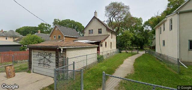 Larawan ng 150 Alfred Avenue sa Winnipeg, Manitoba