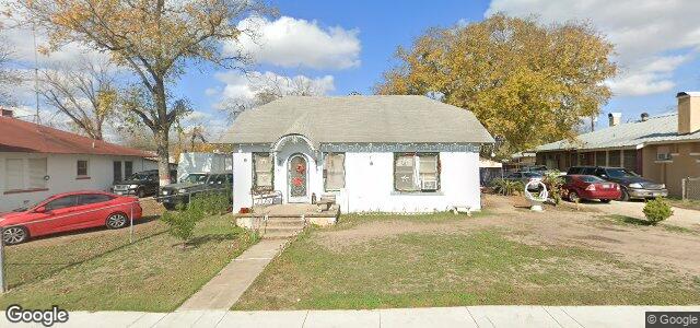 Larawan ng 215 Montrose Street sa Winnipeg, Manitoba