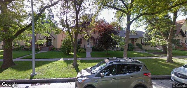 Photo of 305 Borebank Street in Winnipeg, Manitoba