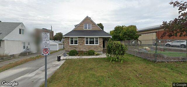 Larawan ng 321 Lindsay Street sa Winnipeg, Manitoba