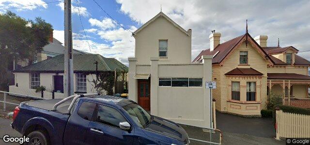 Larawan ng 1-227 Hill Street sa Winnipeg, Manitoba