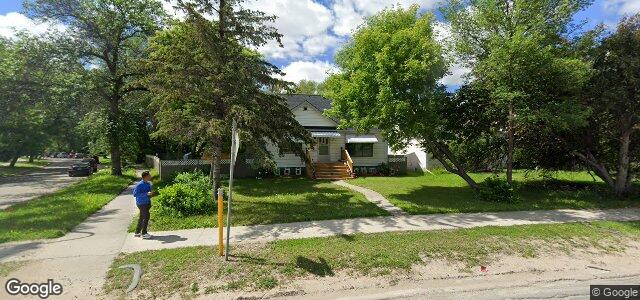 115 Kenaston Boulevard ਦੀ ਫੋਟੋ, ਵਿਨੀਪਿਗ, ਮੈਨੀਟੋਬਾ