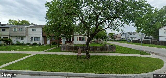 100 Villeneuve Boulevard ਦੀ ਫੋਟੋ, ਵਿਨੀਪਿਗ, ਮੈਨੀਟੋਬਾ