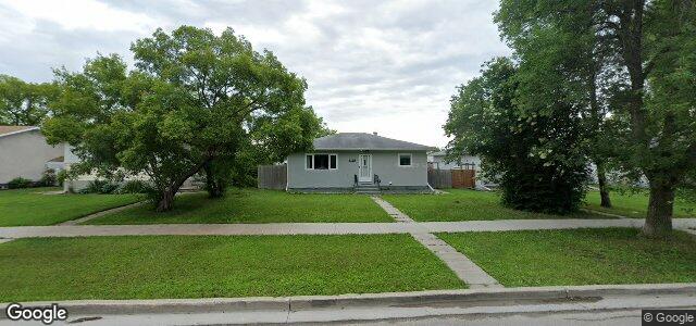 Larawan ng 1102 Ducharme Avenue sa Winnipeg, Manitoba