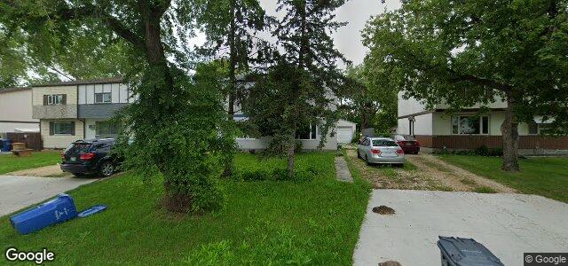 135 Villeneuve Boulevard ਦੀ ਫੋਟੋ, ਵਿਨੀਪਿਗ, ਮੈਨੀਟੋਬਾ