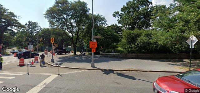 16 Riverside Drive ਦੀ ਫੋਟੋ, ਵਿਨੀਪਿਗ, ਮੈਨੀਟੋਬਾ