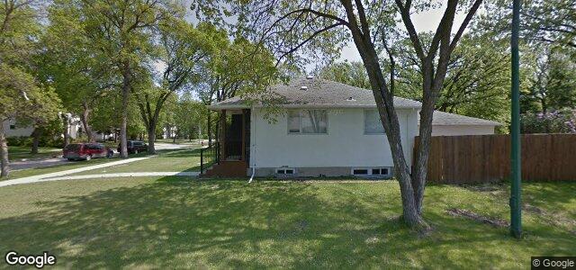Larawan ng 858 Riverwood Avenue sa Winnipeg, Manitoba