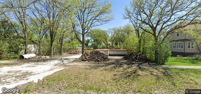 Photo of 906 North Drive in Winnipeg, Manitoba