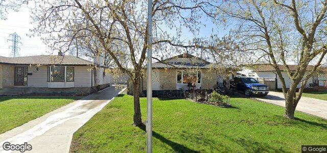 210 St Michael Road ਦੀ ਫੋਟੋ, ਵਿਨੀਪਿਗ, ਮੈਨੀਟੋਬਾ