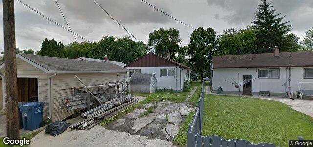 Photo of 123 Horton Avenue W in Winnipeg, Manitoba