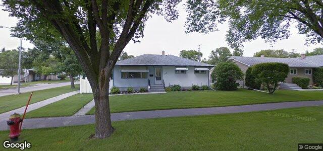 137 Edward Avenue W（加拿大曼尼托巴省温尼伯市）房屋照片