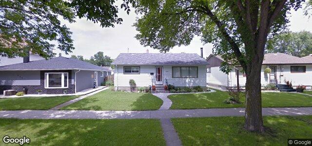 Photo of 221 Ralph Avenue W in Winnipeg, Manitoba