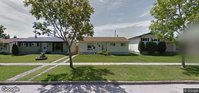 Photo of 328 Edward Avenue W in Winnipeg, Manitoba