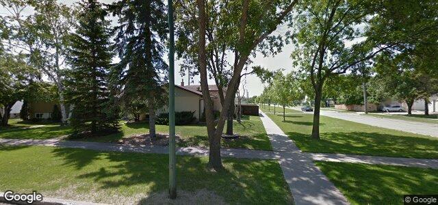 Photo of 358 Edward Avenue W in Winnipeg, Manitoba