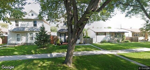 Photo of 419 Harold Avenue W in Winnipeg, Manitoba