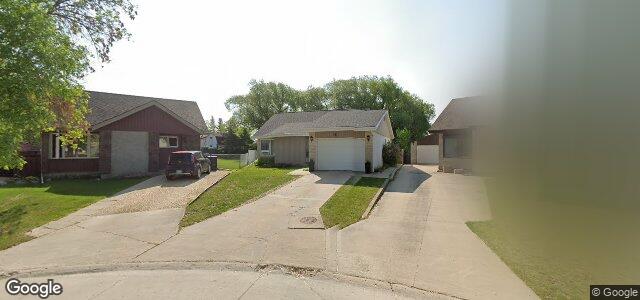 Photo of 18 Laurent Place in Winnipeg, Manitoba