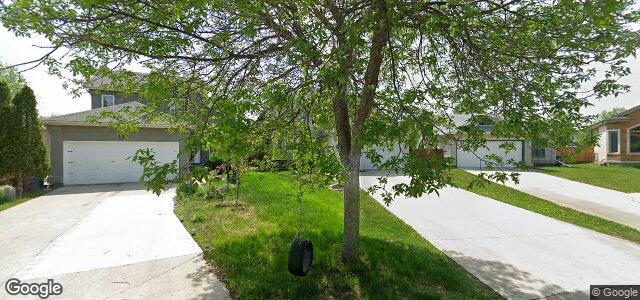 Photo of 127 Branson Crescent in Winnipeg, Manitoba