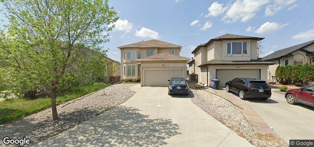 Photo of 135 Craigmohr Drive in Winnipeg, Manitoba