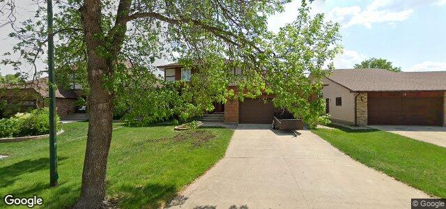 Photo of 14 Hazel Park Drive in Winnipeg, Manitoba