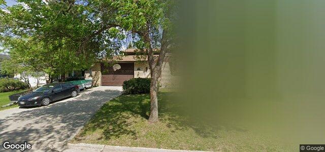 Photo of 31 Groveland Bay in Winnipeg, Manitoba