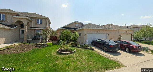 Larawan ng 320 Bairdmore Boulevard sa Winnipeg, Manitoba