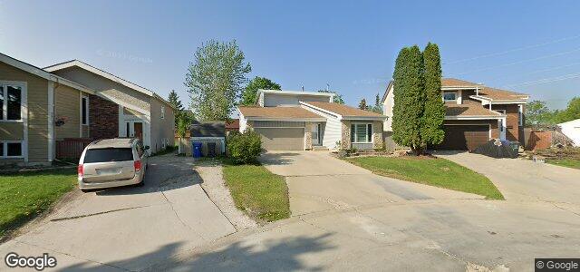 Photo of 35 Whalers Cove in Winnipeg, Manitoba