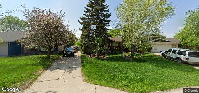 Photo of 43 Brentlawn Boulevard in Winnipeg, Manitoba