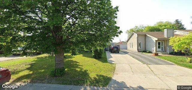 51 Southlawn Stroll ਦੀ ਫੋਟੋ, ਵਿਨੀਪਿਗ, ਮੈਨੀਟੋਬਾ