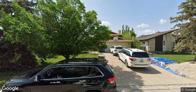 Photo of 63 Brentlawn Boulevard in Winnipeg, Manitoba