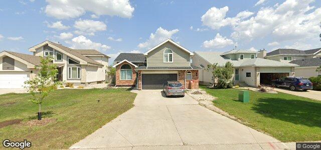 Photo of 66 Glenacres Crescent in Winnipeg, Manitoba