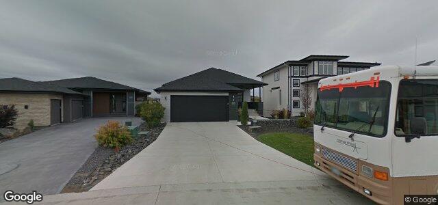 Photo of 18 Camira Way in Winnipeg, Manitoba