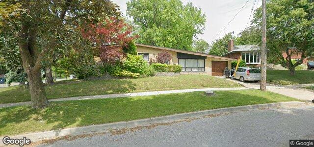 Larawan ng 2 Vesper Court sa Winnipeg, Manitoba