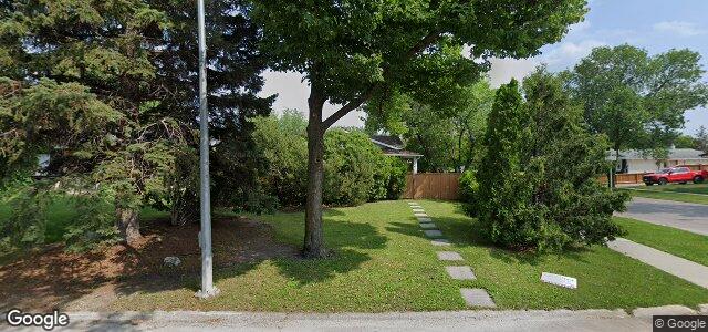 2 Autumnlea Path ਦੀ ਫੋਟੋ, ਵਿਨੀਪਿਗ, ਮੈਨੀਟੋਬਾ