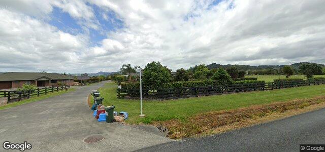 Photo of 2 Summerfield Way in Winnipeg, Manitoba