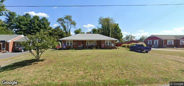 Photo of 230 Stuart Avenue in Winnipeg, Manitoba