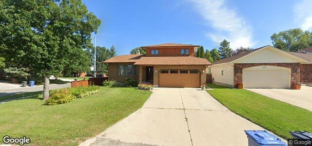 303 Headmaster Row（加拿大曼尼托巴省温尼伯市）房屋照片