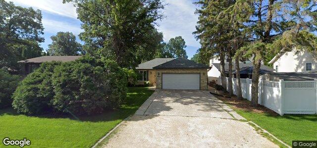Larawan ng 328 Strood Avenue sa Winnipeg, Manitoba