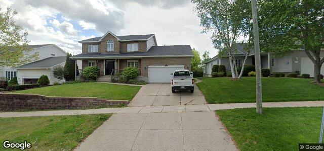 341 Douglas Avenue ਦੀ ਫੋਟੋ, ਵਿਨੀਪਿਗ, ਮੈਨੀਟੋਬਾ