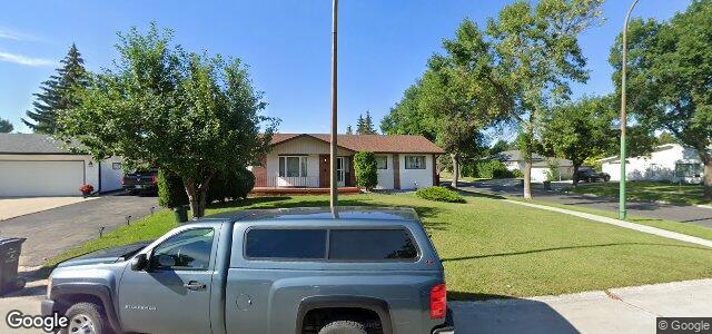 Photo of 4 Puffin Place in Winnipeg, Manitoba