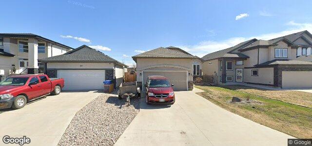 Photo of 103 Scammel Road in Winnipeg, Manitoba