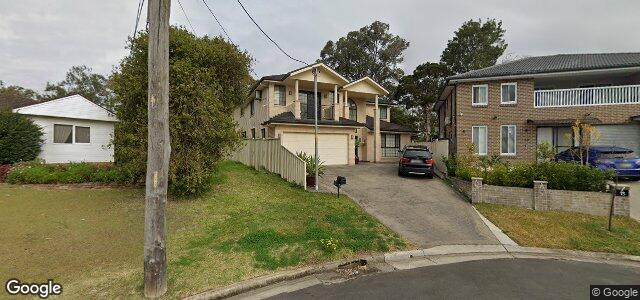Photo of 15 Cummings Crescent in Winnipeg, Manitoba