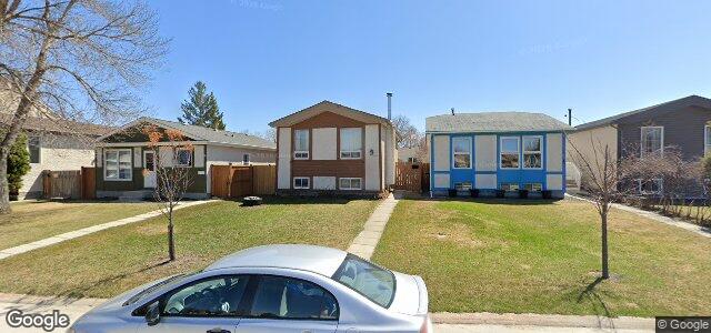 Photo of 35 Lechman Place in Winnipeg, Manitoba