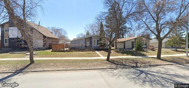 Larawan ng 38 Britannica Road sa Winnipeg, Manitoba